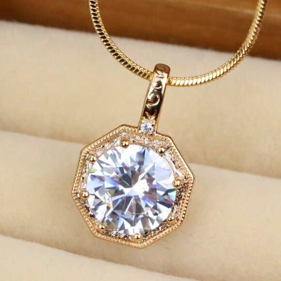 "Gold-Plated White Pendant Necklace with Sparkling Center Stone, XPPT1393 - Picture 1 of 13